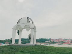 -北戴河碧螺塔海上酒吧公园