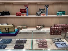 -Gucci(青岛海信广场店)
