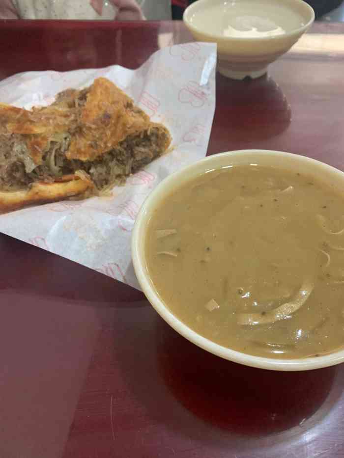 清真·西关洪建牛肉馍-"早上落地亳州第一件事酒店还没去,先来吃早.