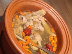 紫砂土鸡汤-有红鸡毛店·川菜(建设路店)