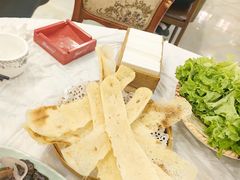 -鲁朗纳麦石锅鸡庄园