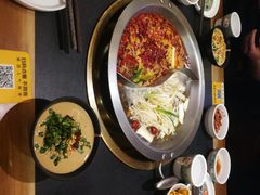 -沸炉重庆老火锅(军事博物馆店)