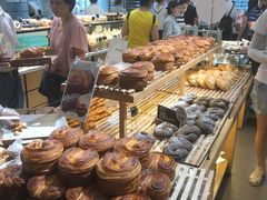 -超港·蛋糕面包(龙河路店)