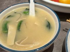 -闫府私房菜·老字号(恒隆店)