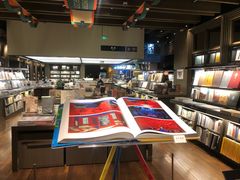 -泡泡玛特POPMART(苏州诚品生活店)