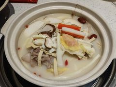 -三人行骨头王火锅(长寿店)