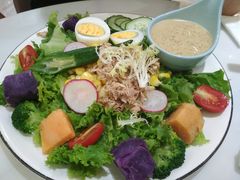 -丽莎沙拉轻食餐厅(国贸店)