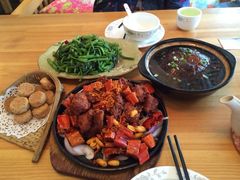 iphone_upload_pic-乌镇那一年小院主题餐厅(甘泉西路店)