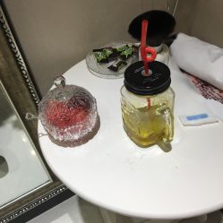 -虫二·专注健康烫染沙龙