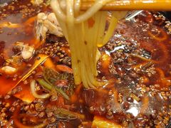 -鸿顺老铁锅美蛙鱼府(解放碑店)