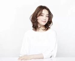 -卡尔诗·科技美肤连锁