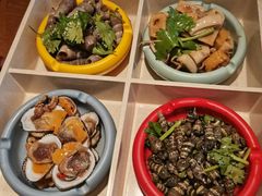 -喝丢一只鞋海鲜烧烤·海肠捞饭(市场店)
