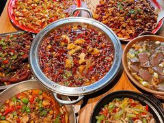 -泥糊破店小酒馆·团建聚餐(南京西路店)