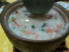 海鲜沙虾和田鸡砂锅粥-得记得潮州海鲜砂锅粥(宝业路店)