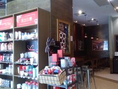 零售区-星巴克(广州东圃天银店)