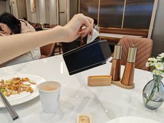 -南洋长胜酒店(广州东站天平架地铁站店)