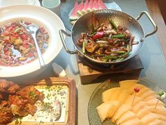 -新天明砂锅鱼头煲