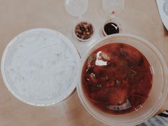 酸辣猪扒米线-凯峰鱼汤米线(金利達店)