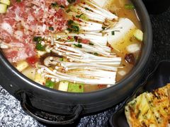-烤路里·韩国品质自助烤肉(石路天虹4号店)