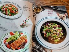 菜单-I HOLIC艾豪丽披萨(KKone店)