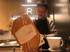 -星巴克臻选(上海合生汇1F店)