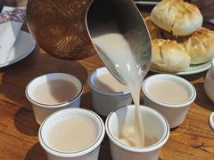 小壶奶茶-蒙亨·手把肉·蒙古包文化主题餐厅(天恒广场店)