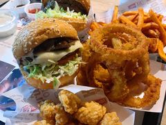 -The Habit Burger Grill 哈比特汉堡(复兴soho店)