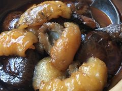 海参花菇煲-凤城礼记鱼翅海鲜酒家(百老汇店)