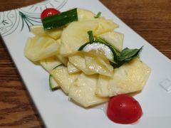 青柠檬拌菠萝-云海肴·汽锅鸡·云南菜(苏州中心店)