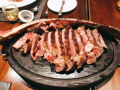 -恰餐厅及酒吧 CHAR Bar & Grill (北京丽都皇冠假日店)