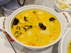 -渝是乎酸菜鱼·川渝小炒(新世界百货望京店)