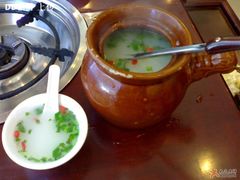火锅送的汤-乡村驴肉馆羊蝎子