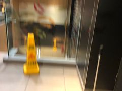 -麦当劳(安立路店)