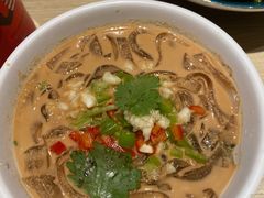 海凉粉-小船渔村•大连菜•大连焖鱼(黄河路店)