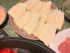 -五里关火锅(上海鑫耀·光环Live店)