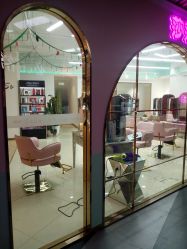 -BULB STUDIO 巴柏明星发型工作室