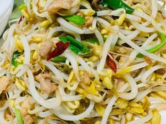 肉丝豆芽-72号海鲜私房菜