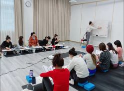 -亚太瑜伽普拉提学院