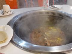 -哈尔滨烧烤·山河村铁锅炖(交大店)