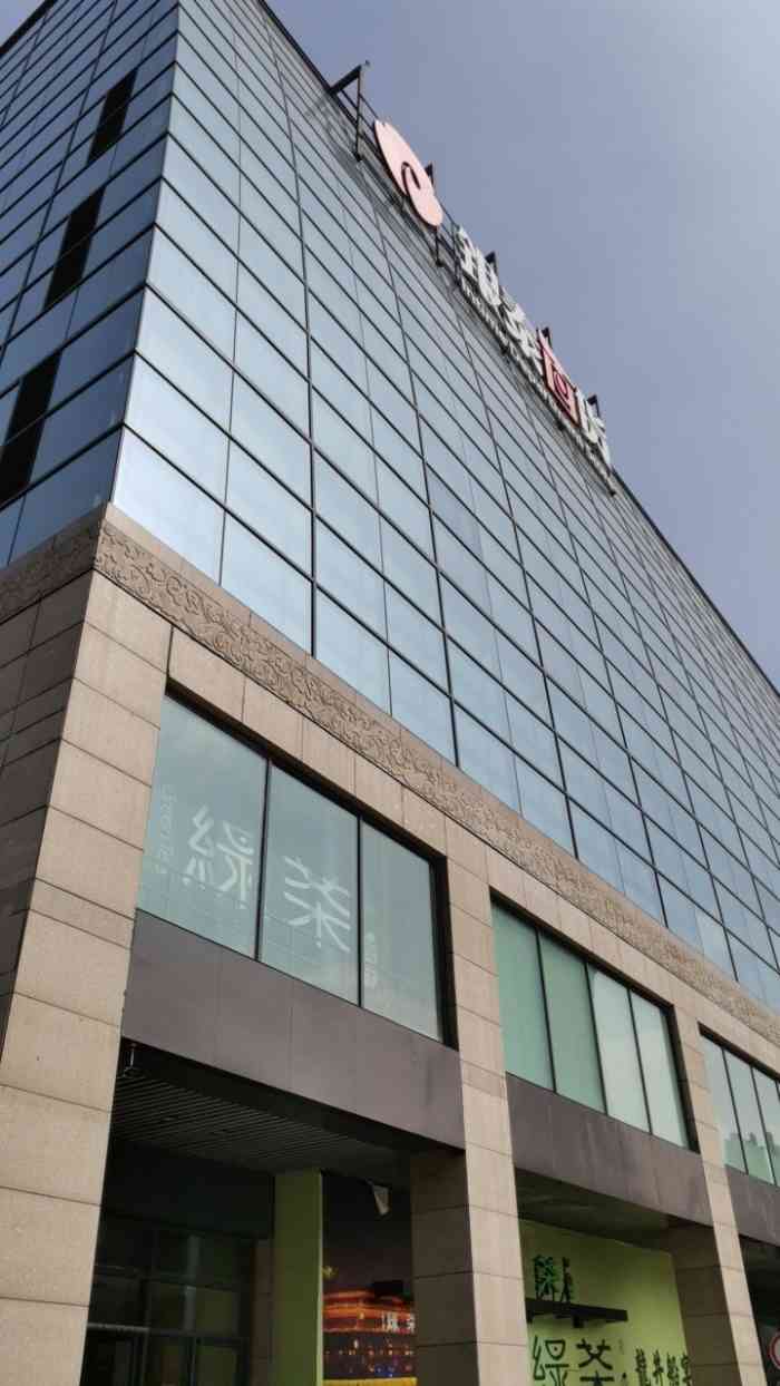 银泰百货(庆春店)-"喵街发的福利券.8号领的,有效期当天.眼.