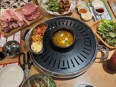 -江南猪肉商会无限续吃(弘大店)