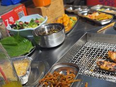 -马路牙子烧烤音乐酒馆(望京店)