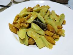 -聚友斋(陶瓷琉璃馆水晶街店)