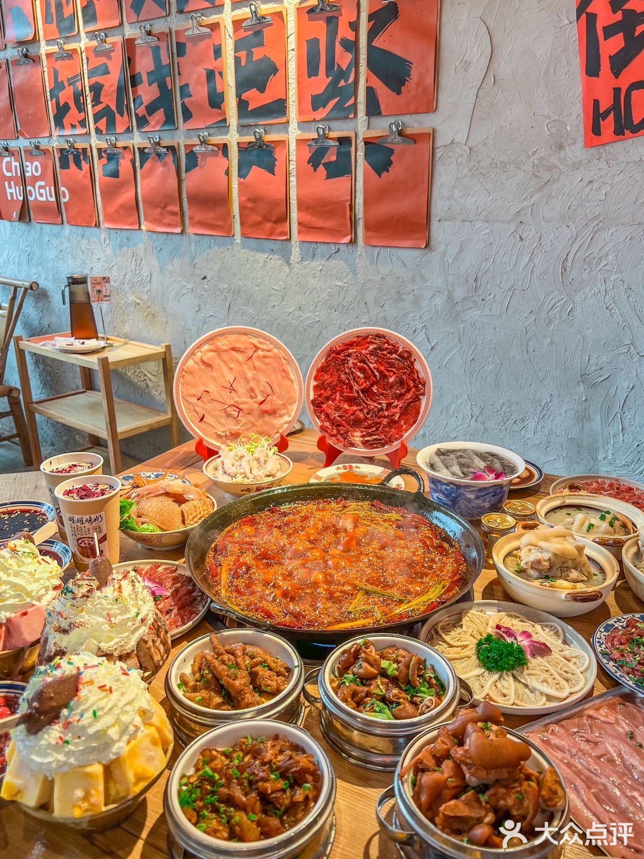 杭州！！！终于也有了！！！座⽆虚席