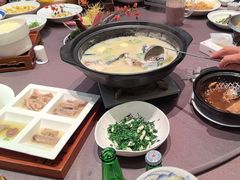 -香山湖家家宴(中山陵店)