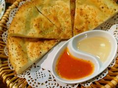 新疆烤馕-阿罗新疆菜(人民广场店)