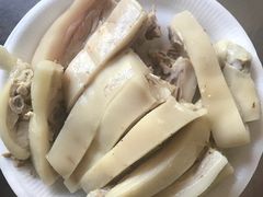 -四更周店烤乳猪