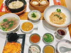 -馋三尺蟹粉小笼(人民广场店)