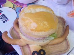 -水桶王国主题餐厅·聚会·生日派对·亲子活动·家庭套餐(亚龙湾希尔顿店)