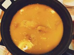 -鲜入围煮花胶鸡海鲜火锅